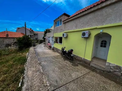 Zgrada u kojoj se nalazi apartman