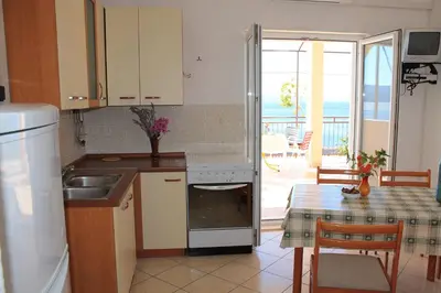 Kuhinja ili čajna kuhinja u objektu apartments Ivana