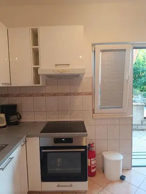 Kuhinja ili čajna kuhinja u objektu Apartman Oli