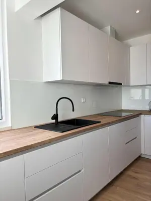 Kuhinja ili čajna kuhinja u objektu Apartment Inula