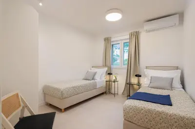 Krevet ili kreveti u jedinici u objektu Summer House Lea - Villa with heated pool and sea view