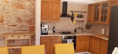 Kuhinja ili čajna kuhinja u objektu Fortuna house
