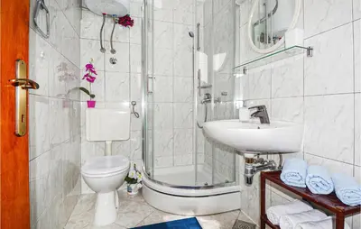 Kupaonica u objektu Apartment Baska Voda Xv