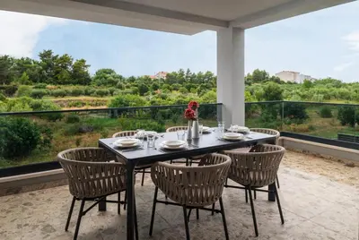 Vrt u objektu Luxury Villa David 2 heated pool