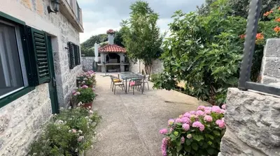 Vrt u objektu Villa Rosa, Dracevica 46a, Brac