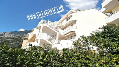 Pogled na planine ili pogled na planine iz apartmana