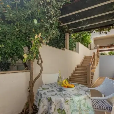 Studio apartman Bella