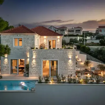 Stunning Home In Splitska