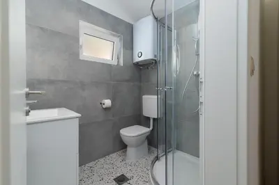 Kupaonica u objektu Sea view Apartment Karmen