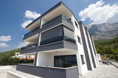 Pogled na planine ili pogled na planine iz apartmana