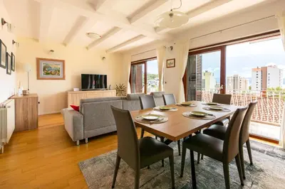 TV i/ili zabavni centar u objektu Luxury comfort apartment Dugi Rat