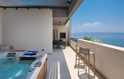 Pogled na more ili pogled na more iz apartmana