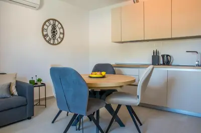 Kuhinja ili čajna kuhinja u objektu Apartment Paradise Island