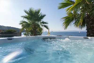Bazen u objektu Villa Romana - Luxury Estate ili u blizini