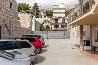 Zgrada u kojoj se nalazi apartman