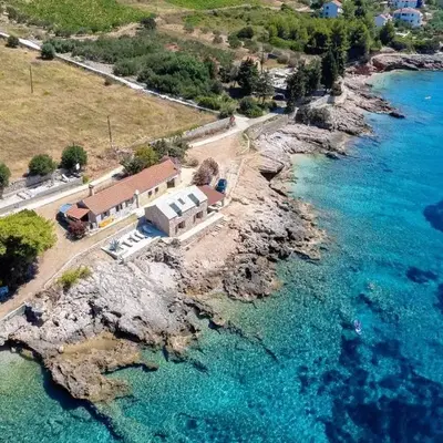 Seaside holiday house Zavala