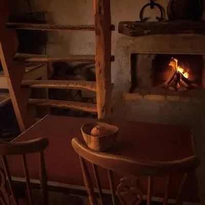 Miki's Little House