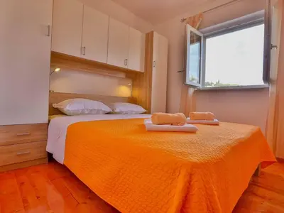 Krevet ili kreveti u jedinici u objektu Apartment Lenka with garden