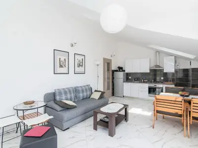 Kuhinja ili čajna kuhinja u objektu Apartments Mare- One Bedroom Apartment with Garden View A3 ST