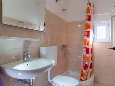 Kupaonica u objektu Apartments Nena ST - One Bedroom Apartment with Balcony and Sea View A1