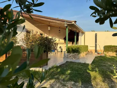 Vrt u objektu Holiday Home Oliva - Holiday House with Terrace and Sea View