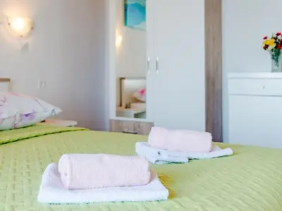 Krevet ili kreveti u jedinici u objektu Rooms Sani - Double Room with Terrace and Sea View S3
