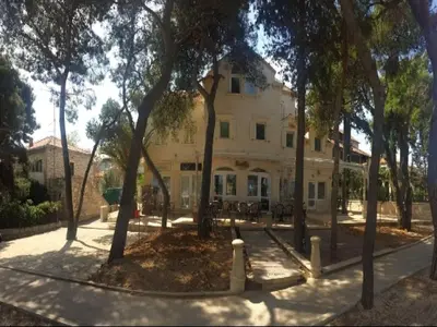Zgrada u kojoj se nalazi apartman