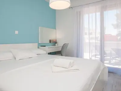 Krevet ili kreveti u jedinici u objektu Apartments Dva Galeba - Standard One Bedroom Apartment with Terrace 101