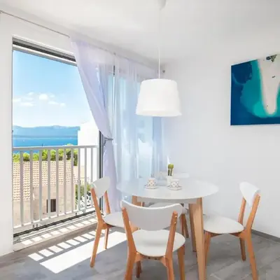 Apartments Dva Galeba - Standard One Bedroom Apartment with Sea View 203
