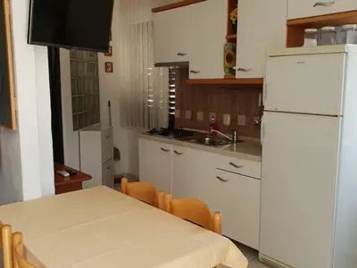 Kuhinja ili čajna kuhinja u objektu Apartment Tereza - Two Bedroom Apartment with Terrace