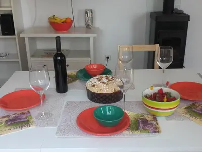 Pića u objektu Holiday Home Pavarotti-Three Bedroom Holiday Home with Terrace