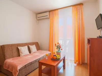 Krevet ili kreveti u jedinici u objektu Apartments Island Beat - One Bedroom Apartment with Balcony and Sea View A1 ST