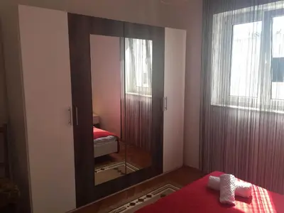 Krevet ili kreveti u jedinici u objektu Apartments Roko ST - Standard One Bedroom Apartment with Shared Terrace A1