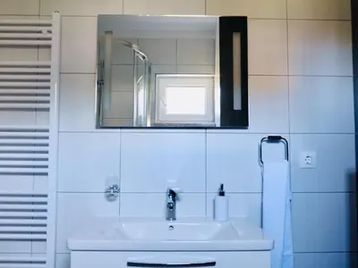 Kupaonica u objektu Villa Tonika -Two Bedroom Apartment with Terrace A1
