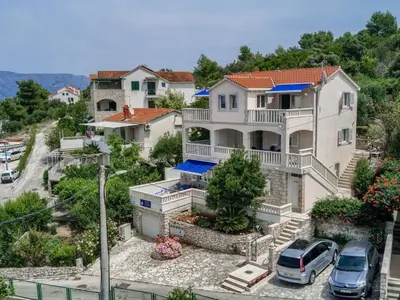 Zgrada u kojoj se nalazi apartman