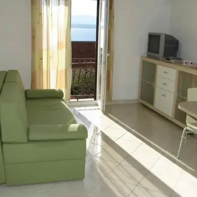 Apartments Paloc - Standard One-bedroom Apartment with Balcony uti