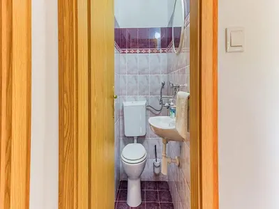 Kupaonica u objektu Apartments Ivo - Three bedroom apartment with terrace and sea view A1