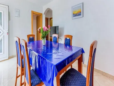 Tlocrt objekta Apartments Ivo - Three bedroom apartment with terrace and sea view A1