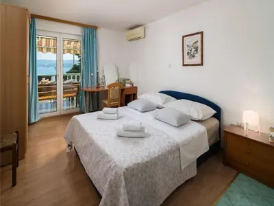 Krevet ili kreveti u jedinici u objektu Apartments Tomas - Four Bedroom Apartment with Balcony A4