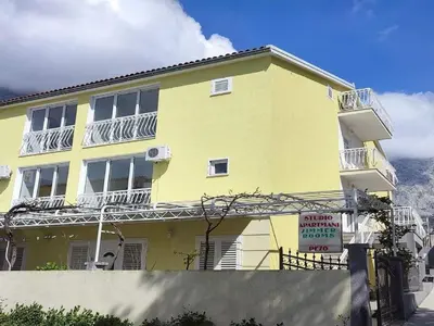 Zgrada u kojoj se nalazi apartman