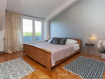 Krevet ili kreveti u jedinici u objektu Villa Green Castle - Five bedroom villa with swimming pool