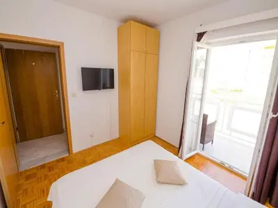 TV i/ili zabavni centar u objektu Apartments Bandalo - One Bedroom Apartment with Balcony