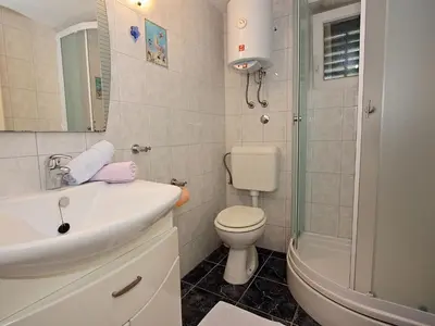 Kupaonica u objektu Apartment Zorica - One Bedroom Apartment with Terrace ST