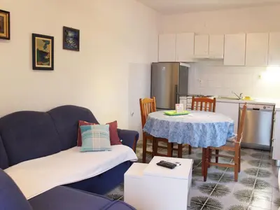 Kuhinja ili čajna kuhinja u objektu Apartments Sweet Life - One-Bedroom Apartment with Terrace Nina ST
