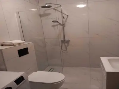 Kupaonica u objektu Apartments Kalajžić