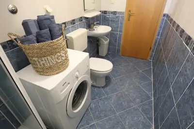 Kupaonica u objektu Apartmani Makarska 1