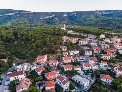 Pogled na planine ili pogled na planine iz apartmana