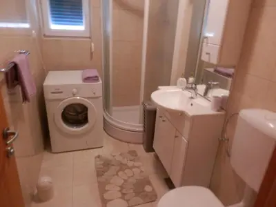 Kupaonica u objektu Apartments St Rialto - Comfort One-Bedroom Apartment with Balcony and Sea View