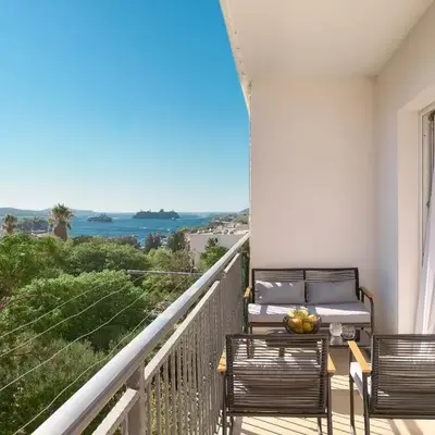 Hvar Lech Spacious 2 bedroom apartment with private parking