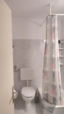 Kupaonica u objektu 5 srca